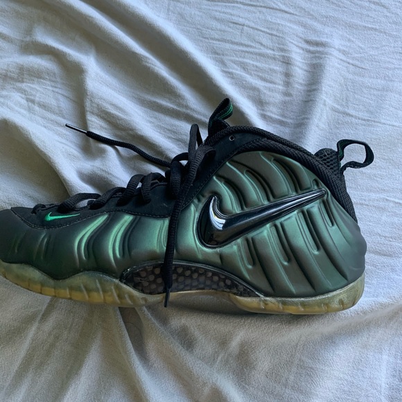 pine green foamposites